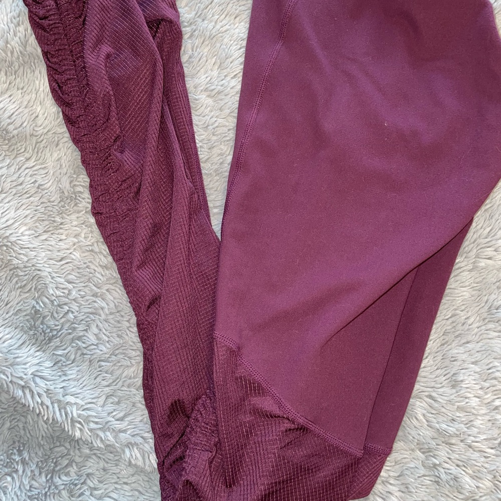 Maroon/Purple Fabletics Leggings - Picture 4 of 5